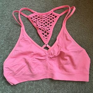 Victoria's Secret Crossback strappy sports bra w/o padding-Medium